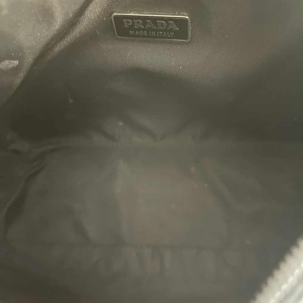 Vintage Prada mini nylon bag - Picture 3 of 14